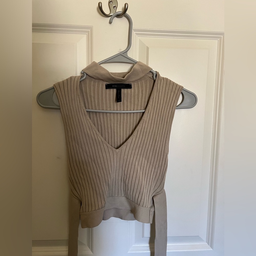 BCBG top